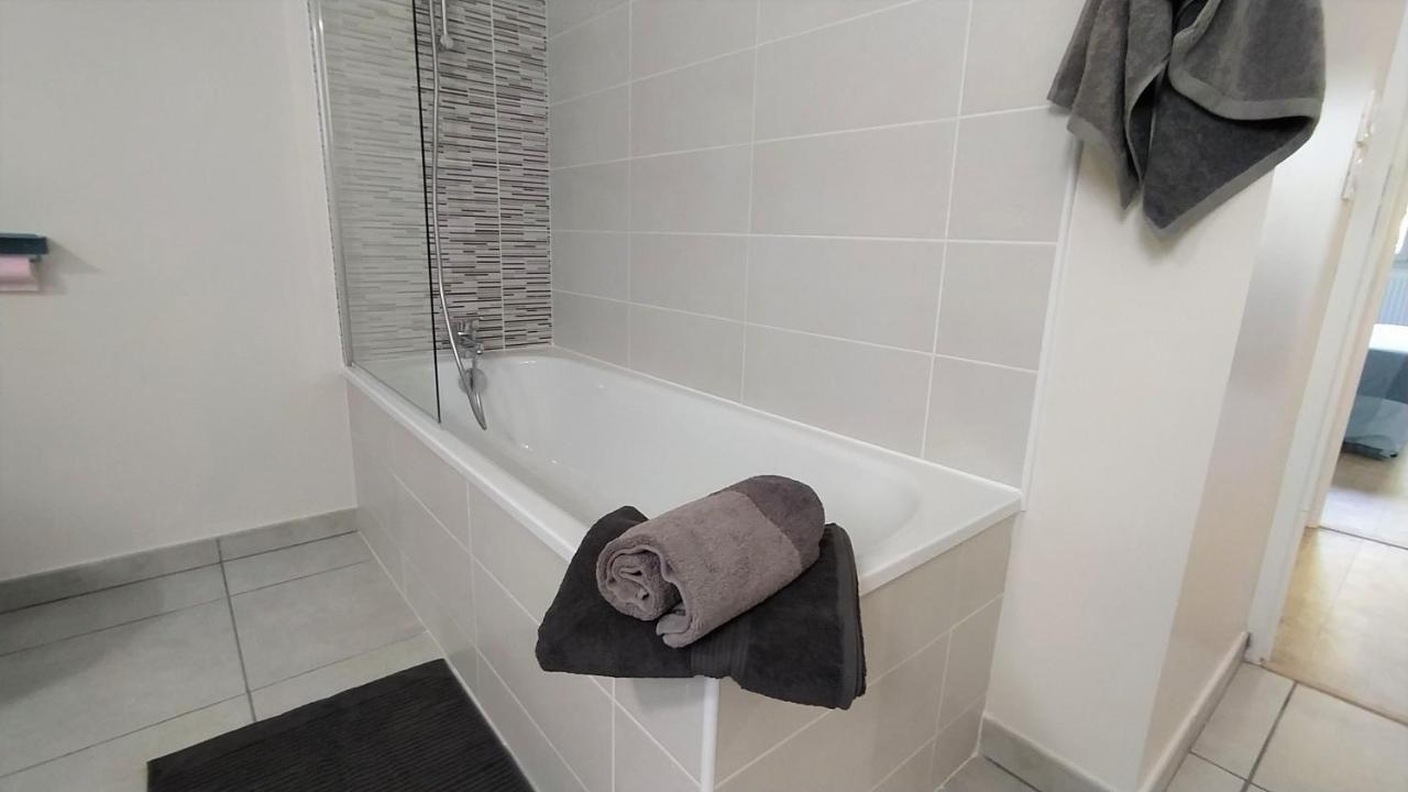 טורנפוי Villa Poete Avec Jardin 3 Chambres Parking Gratuit מראה חיצוני תמונה